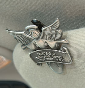 GUARDIAN-NURSE-GU03920_VisorClip_NW_med GUARDIAN-NURSE-GU03920_VisorClip_NW_med